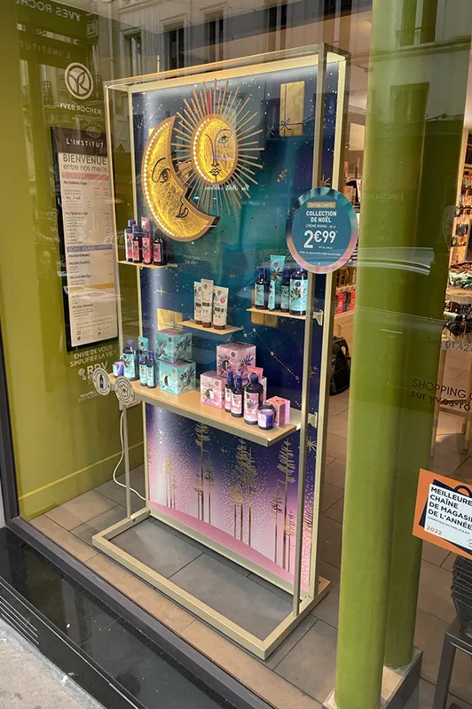 Analytics Tools for Eco-Designing POP Displays